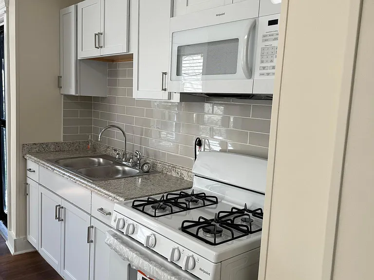 2706 Hale Ave — Photo 18