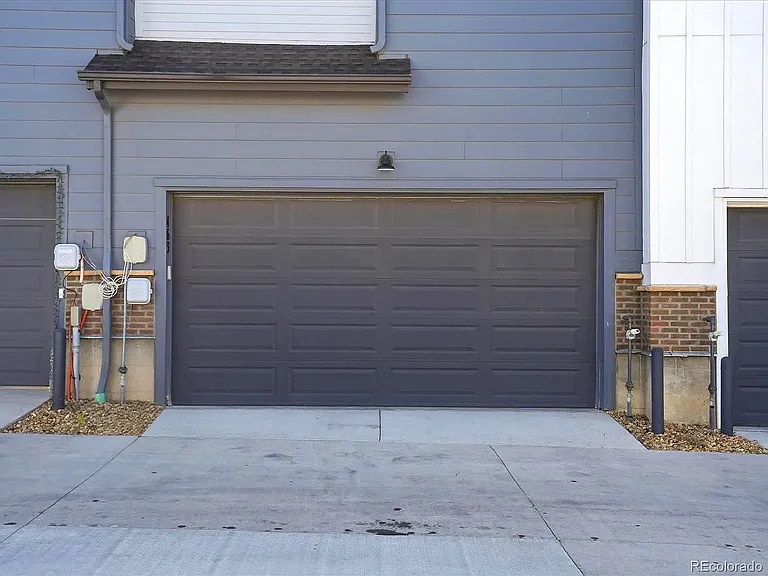 463 Millwall Cir — Photo 31