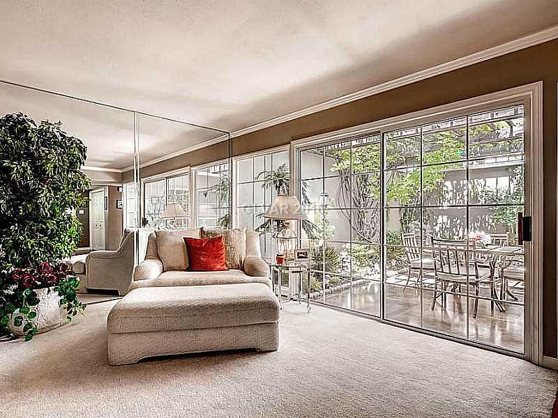 1st image of 3048 El Camino Ave #38