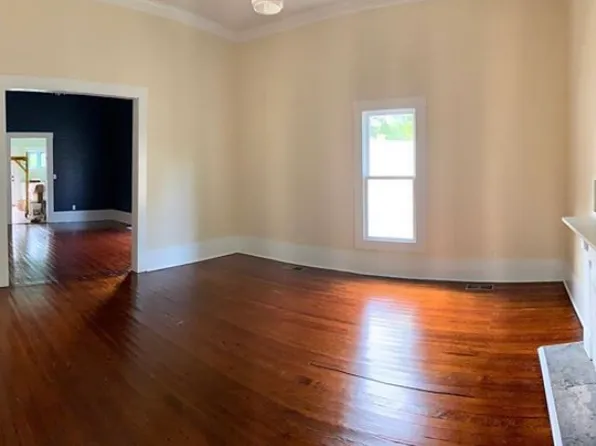 205 Crosby St, Water Valley, MS 38965