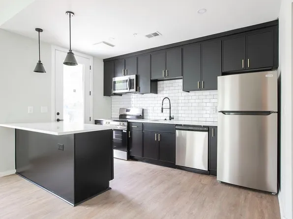 880 North Ave NW #201, Atlanta, GA 30318