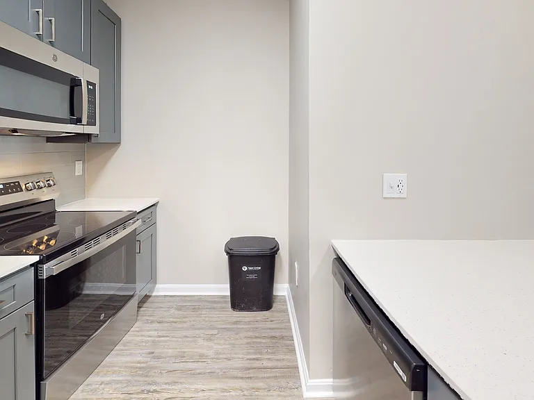 The Quarters at Towson Town Center — Photo 152