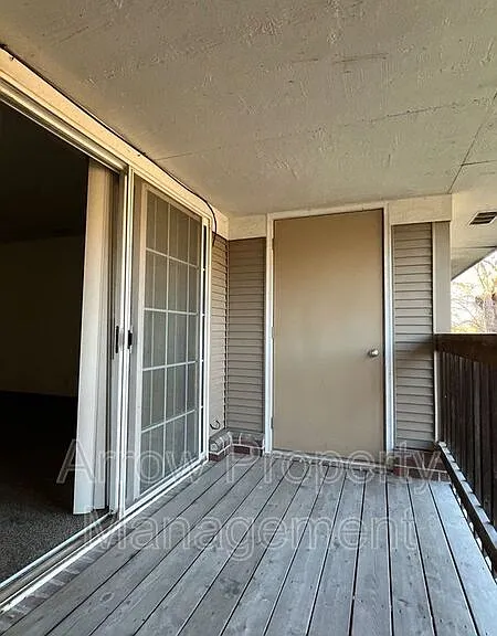 1660 Swanson Dr — Photo 14