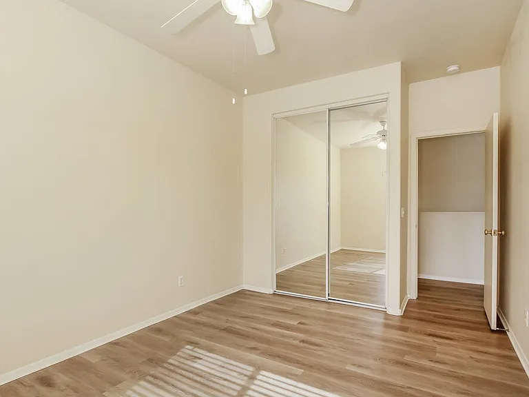 16236 W Lilac St — Photo 14