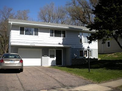1st image of 3304 Douglas St