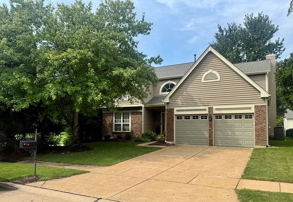 2811 Barrett Pines Ln - Property Image