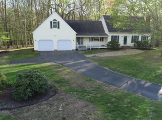 5 Stephens Ct, Clinton, CT 06413