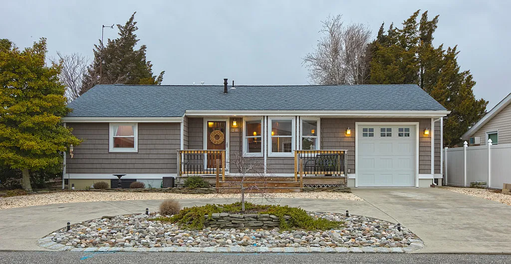 28 Hunter Dr photo 1