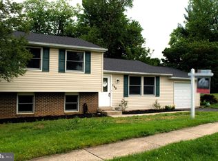122 Glade Blvd, Walkersville, MD 21793