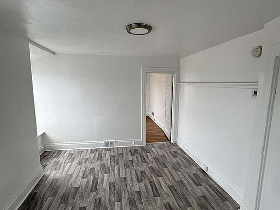 2nd image of 308 Bessemer Ave APT 3
