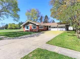 230 Devils Ln, Walworth, WI 53184