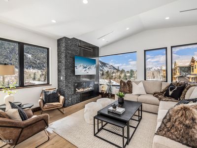 100 Goldfinch Ln #2A, Avon, CO, 81620