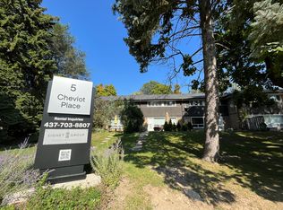 5 Cheviot Pl #7, Toronto, ON M9A2E3