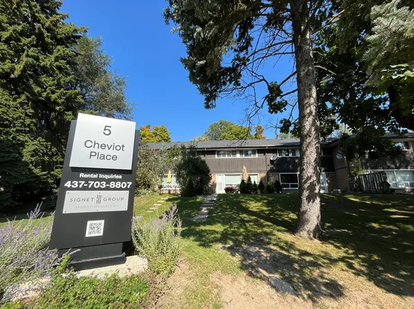 5 Cheviot Pl #11, Etobicoke, ON M9A 2E3