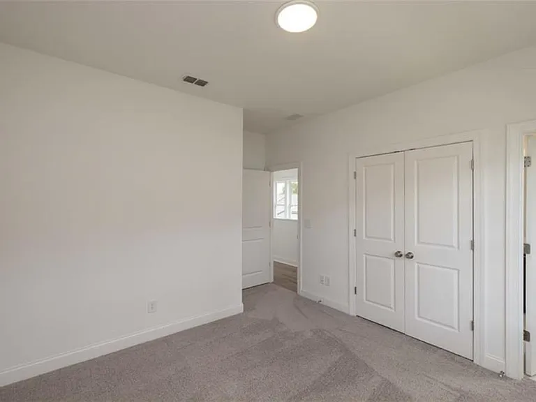 5209 Riden Ct — Photo 18