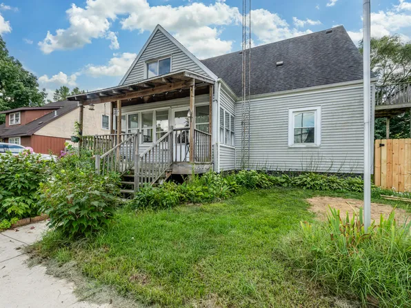 418 E Linden St, Hartford, MI 49057