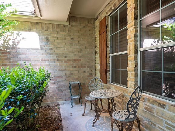 5th image of 12126 Rainy Oaks Dr