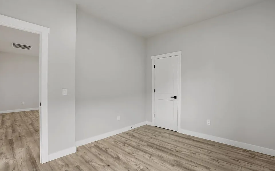 3 bed, 1500 sqft, $2,500 — Photo 3