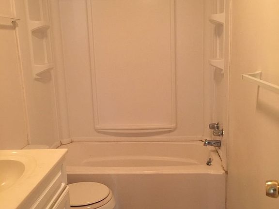 5th image of 1305 McDearman Ave