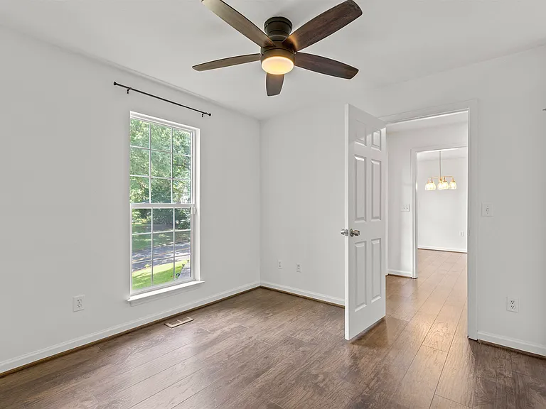 3560 Great Oak Ln — Photo 8