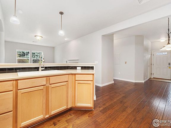 5th image of 2121 Owens Ave #103