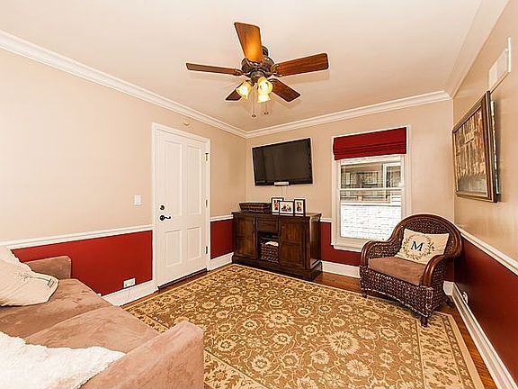 4th image of 1415 41st St