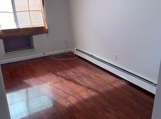 5932 60th Ave APT 2, Maspeth, NY 11378