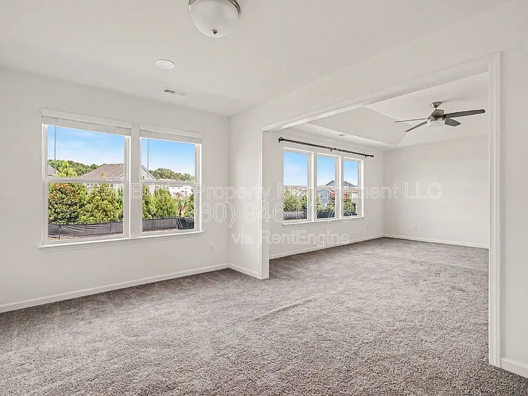 7650 Fenn Way — Photo 18