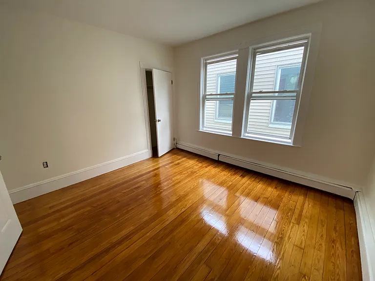 10 Clary St #1 — Photo 8