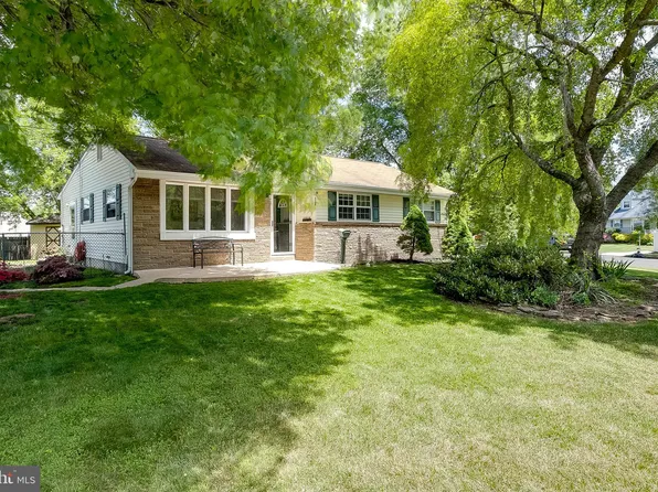 210 Ford Ave, West Deptford, NJ 08096