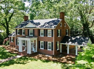 1315 Crescent Dr, Mount Airy, NC 27030