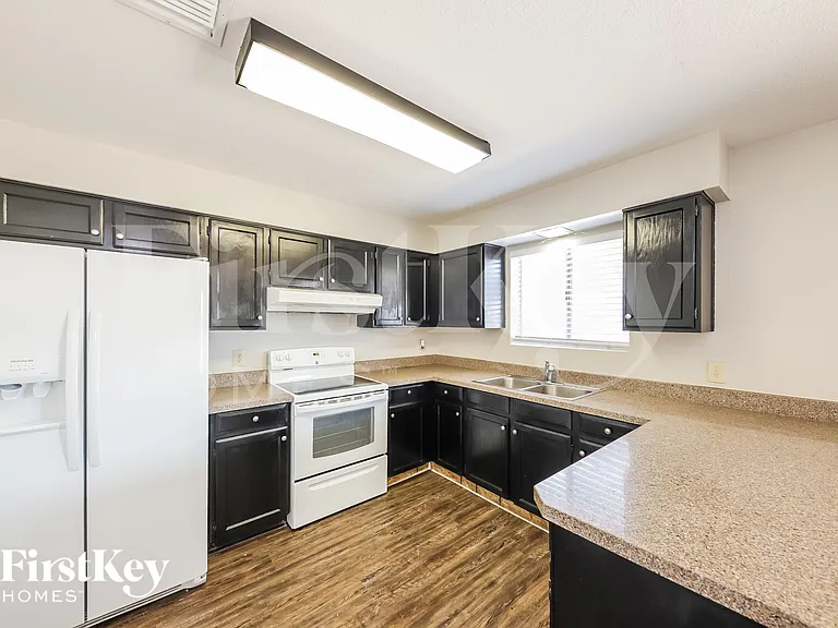7232 W Brown St — Photo 7