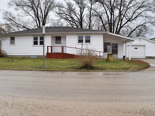 1601 Eversman Dr, Effingham, IL 62401