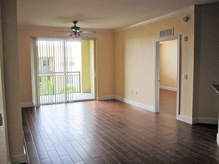 1690 Renaissance Commons Blvd #1629 — Photo 3