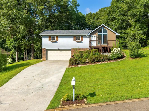 1436 Marrick Dr, Soddy Daisy, TN 37379