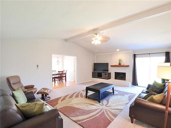 5th image of 1665 Glencairn Ln