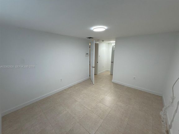 5th image of 1510 Dewey St