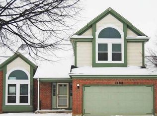 1588 Stockton Ln, Crystal Lake, IL 60014