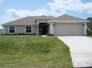 1824 Kismet Pkwy W, Cape Coral, FL 33993