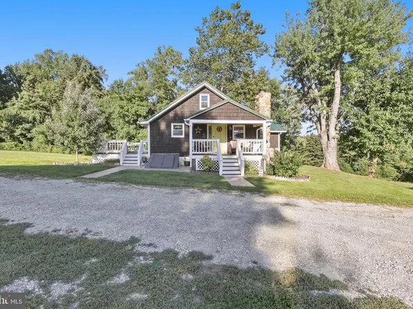 17601 Sunshine Trl, Sabillasville, MD 21780