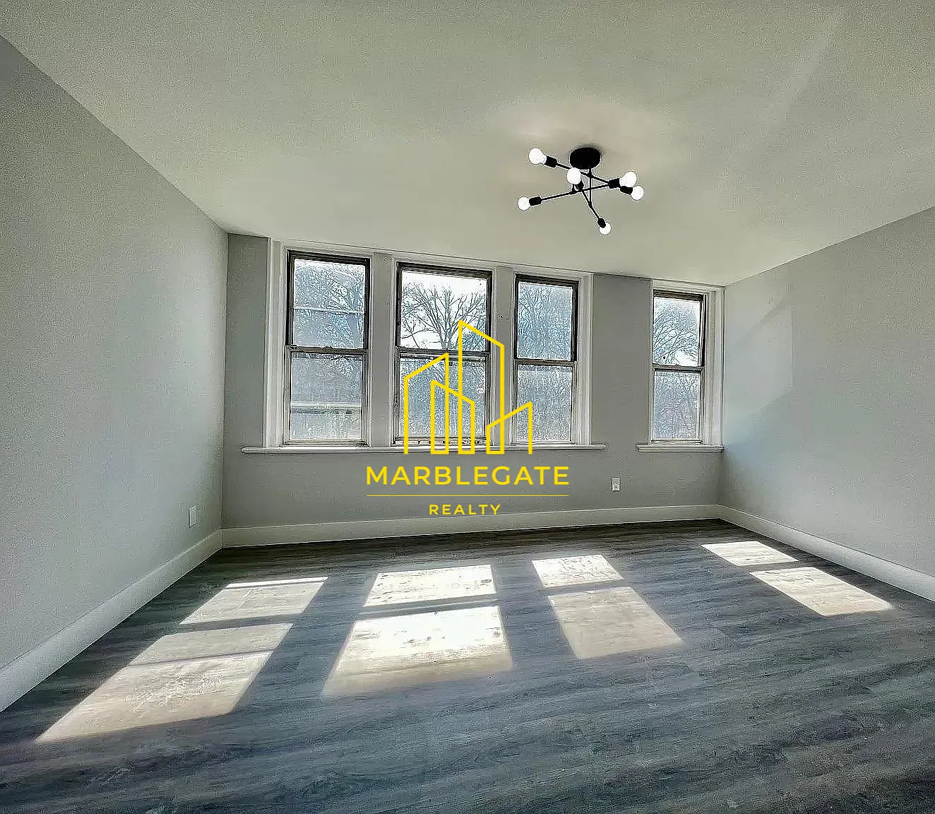 3 bed, 1050 sqft, $2,195 — Photo 3