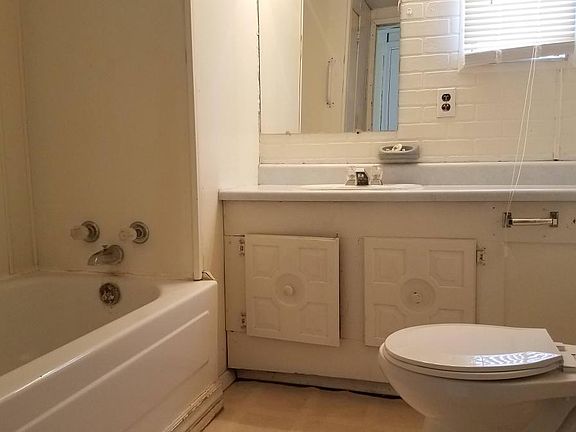 5th image of 895 Eve Dr #895