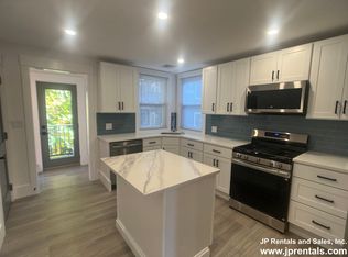452 Centre St #2, Boston, MA 02130