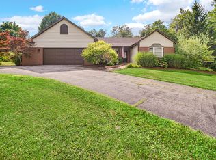 593 Foxwood Ct, Westville, IN 46391