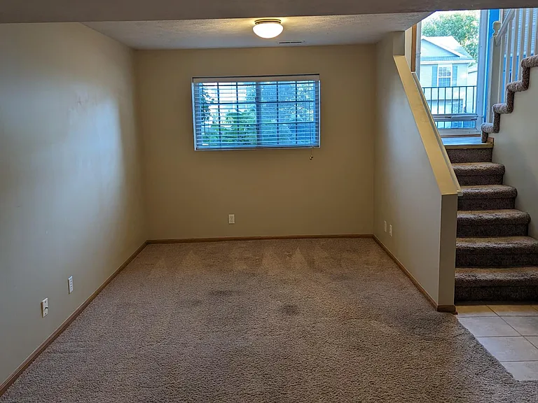 16509 Grant St — Photo 12