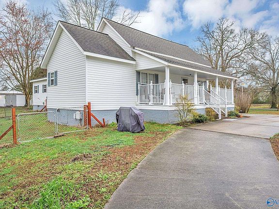 2nd image of 4219 Eva Rd