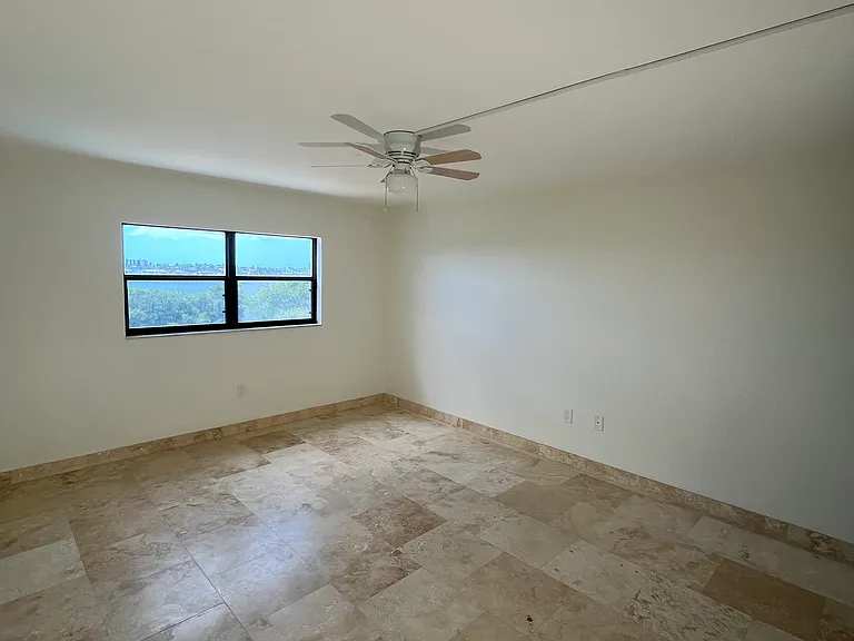 7050 Sunset Dr S #309 — Photo 10