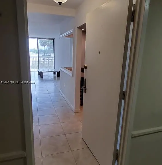150 SE 25th Rd #2K — Photo 3
