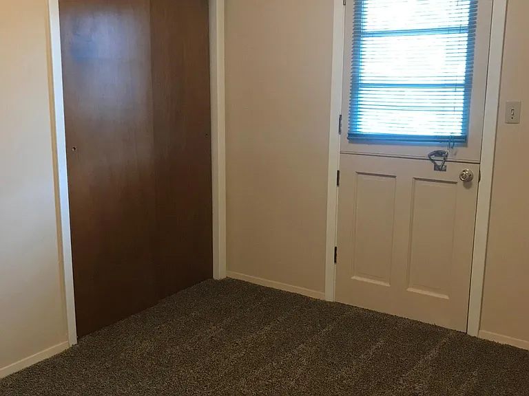 3402 Dover Ln #4 — Photo 10