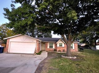 1614 Dove Dr, Garland, TX 75040